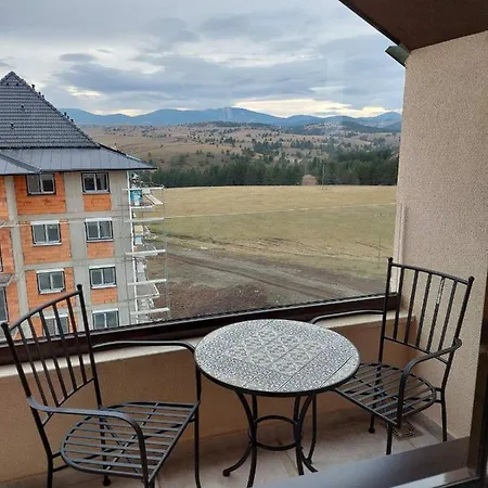Sky View Apartament *
